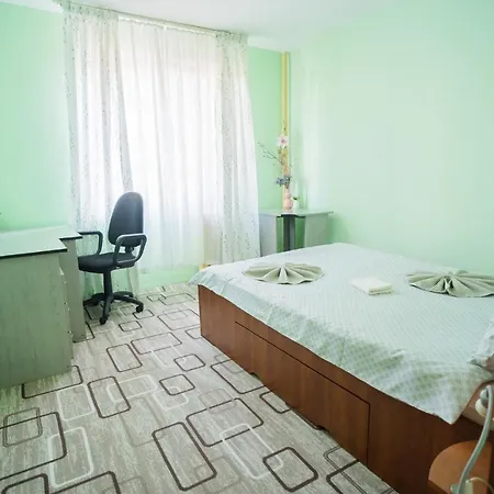 דירה Rustic & Spacious 3br