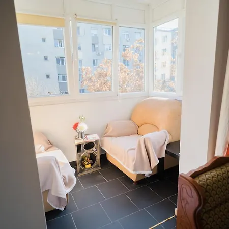 Rustic & Spacious 3br דירה