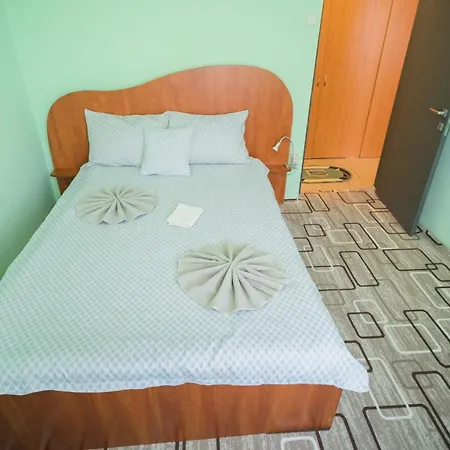 דירה Rustic & Spacious 3br
