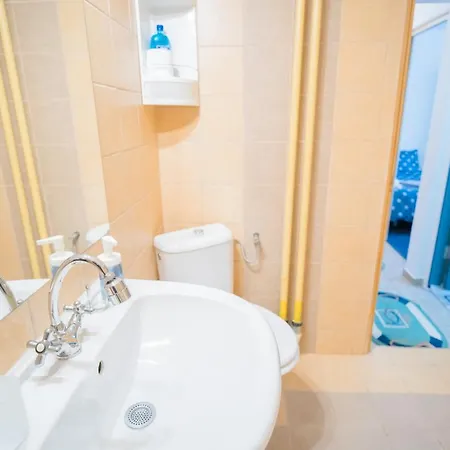 דירה Rustic & Spacious 3br