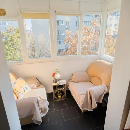 Rustic & Spacious 3br * Bucharest