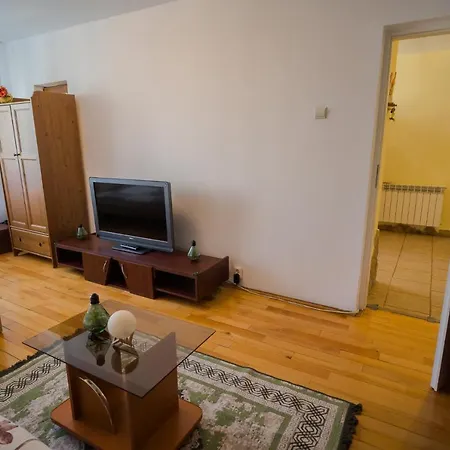 Apartment Rustic & Spacious 3br *